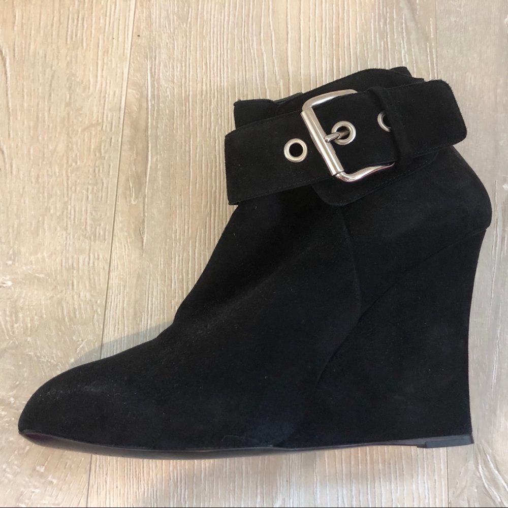 ELYSE WALKER Black Suede Wedge Buckle Booties Sz 7
